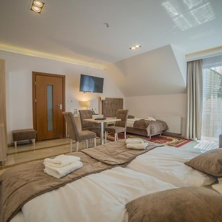 Hotel Wichrowe Wzgorze Chmielno Extérieur photo