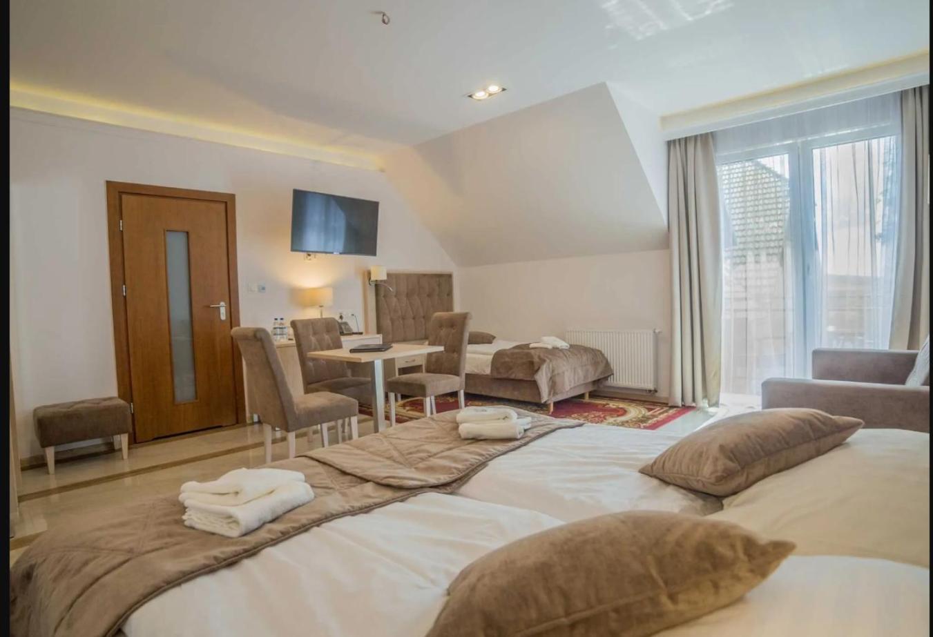 Hotel Wichrowe Wzgorze Chmielno Extérieur photo