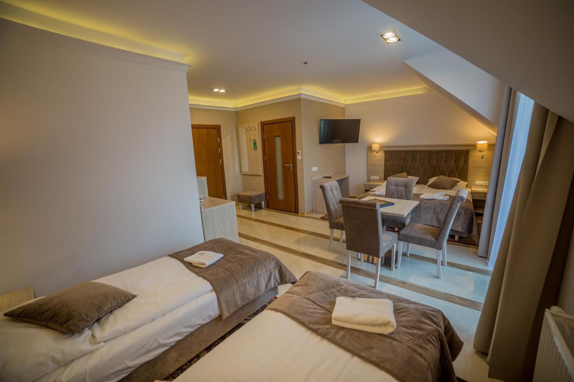 Hotel Wichrowe Wzgorze Chmielno Extérieur photo